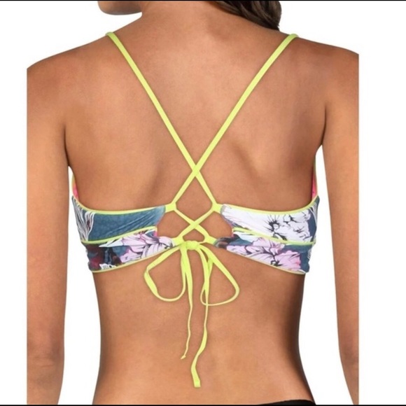 HP! 🥳 BCBGeneration Swim Suit - Picture 2 of 7